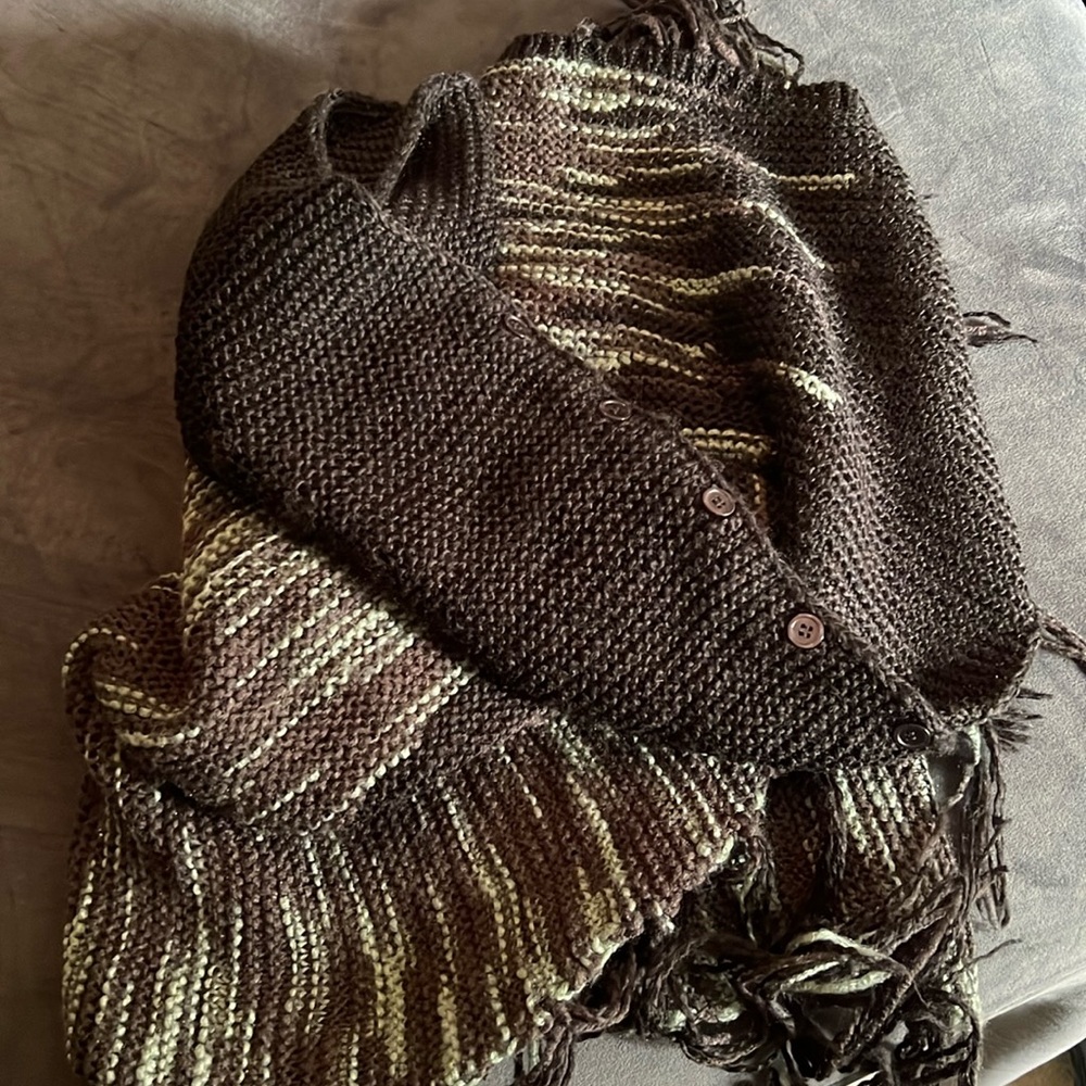 Lularoe Mimi Sweater Knit Poncho Wrap